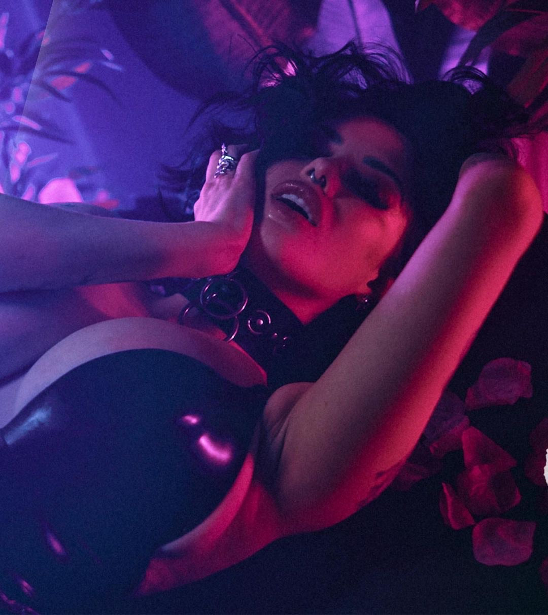 Ruby O-Ring Latex Choker